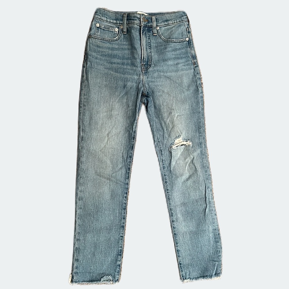Madewell. Perfect Vintage Jean. Size 26 rise is 11.5”Waist:13.5”Raw Hem